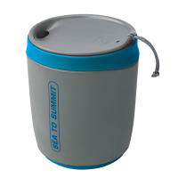 An ergonomic rim for easy sipping. Lightweight and cool to the touch
